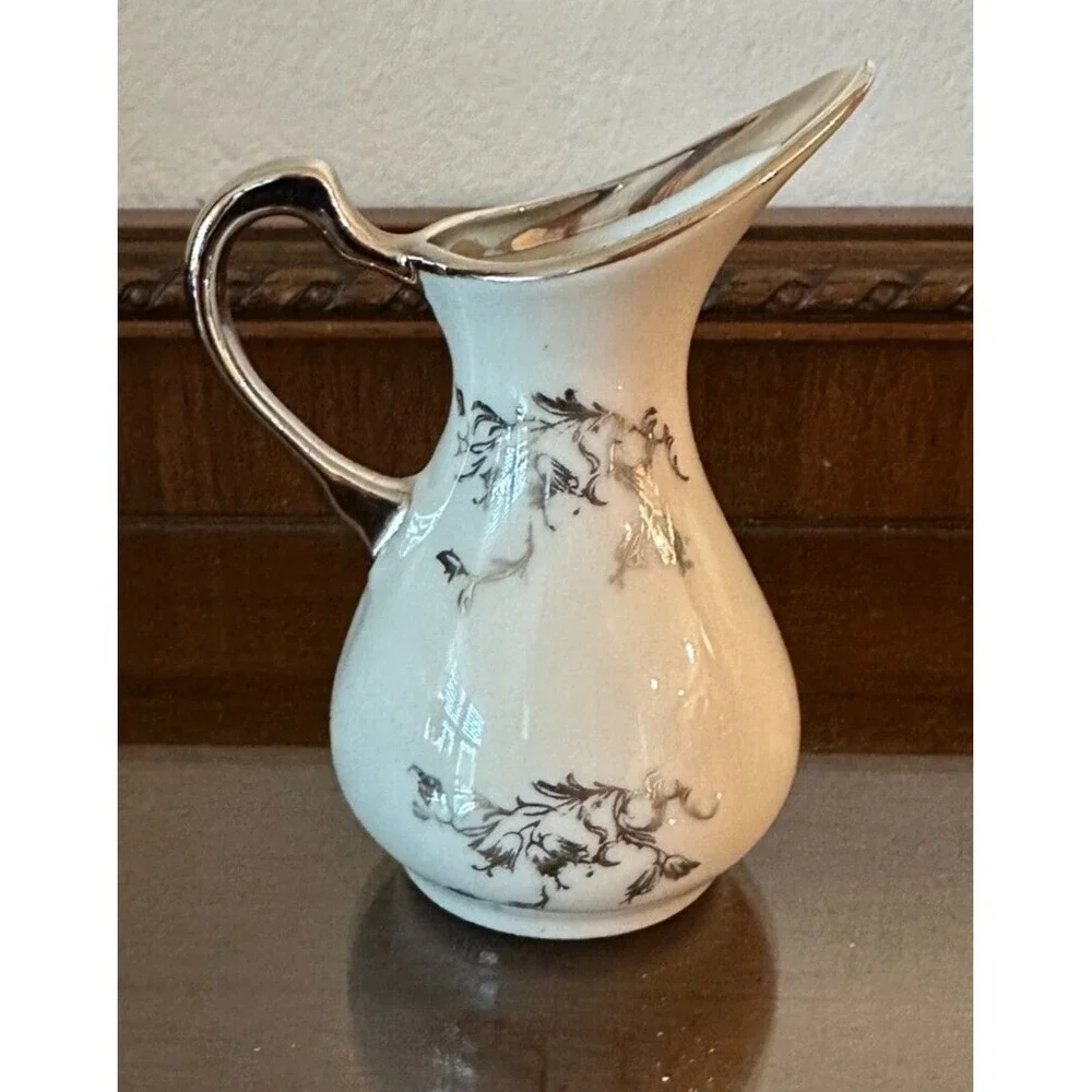 Vintage 25th Anniversary Platinum 23 karat Porcelain‎ Pitcher Shape Bud Vase